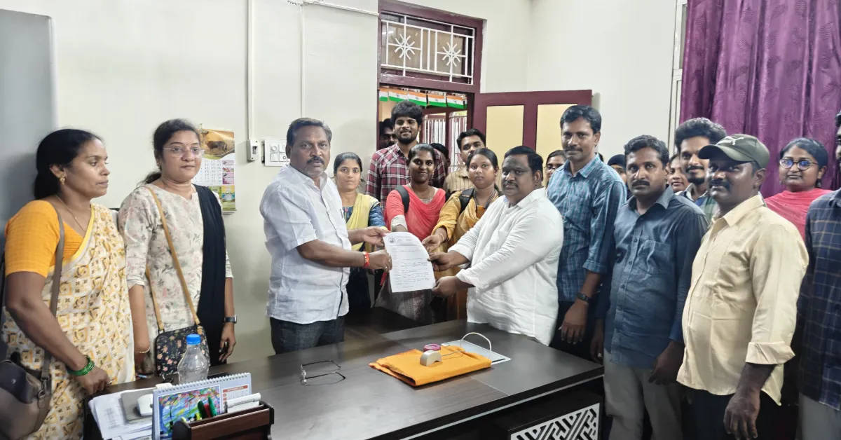 రాష్ట్ర వ్యాప్తంగా సచివాలయ ఉద్యోగుల సమ్మె నోటీసులు 🔥