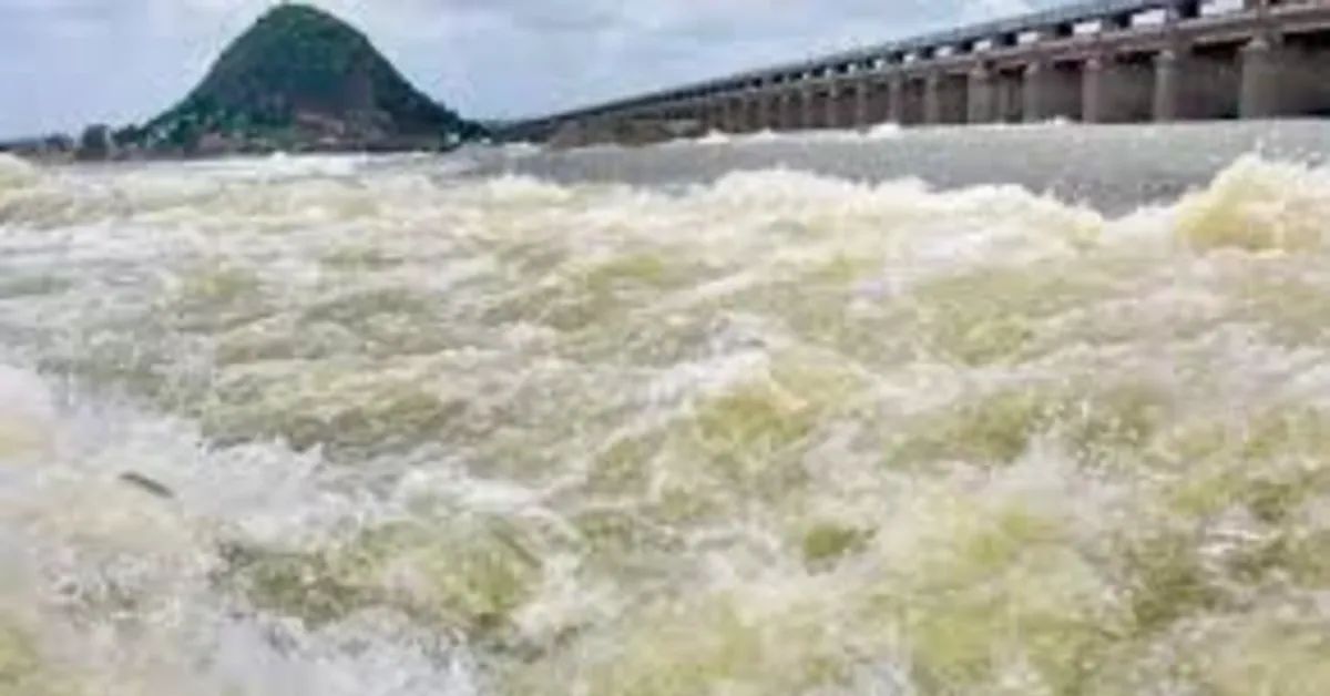 కృష్ణానదిలో పెరుగుతున్న వరద ప్రవాహం